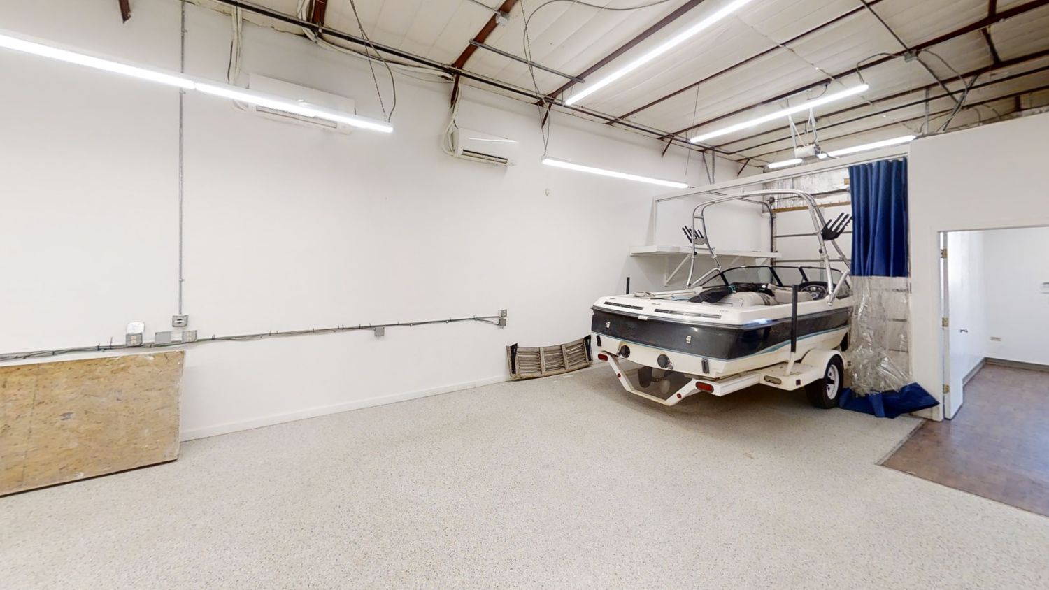 555 Burbank Unit J